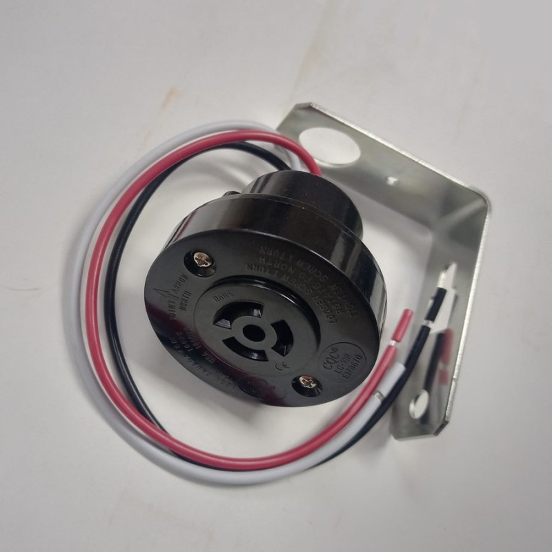 BASE PARA CELDA FOTOELECTRICA EKOLINE 10 AMP 240 V