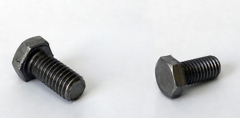 Perno Hexagonal Grado 2 Hilo Cte 5/8 X 6 Negro