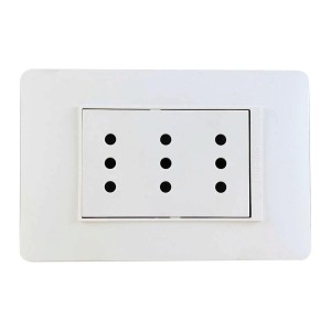 TOMA CORRIENTE BTICINO EMB TRIPLE 2P + T 10 A BLAN